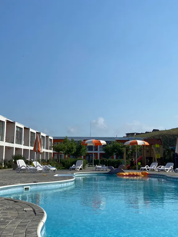 Уютные апартаменты с бассейном на берегу моря