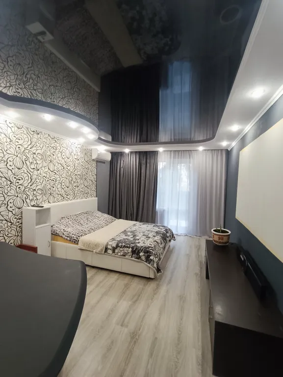 Домик в Лениском на берегу озера