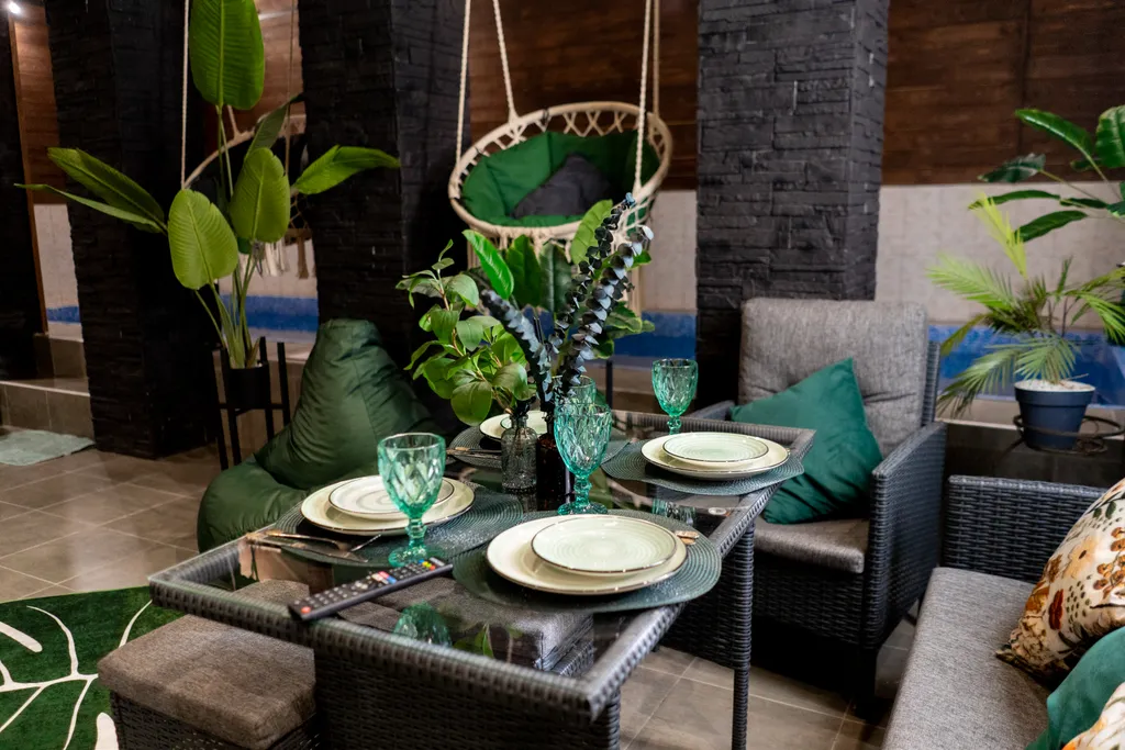 Коттедж Уютный дом с бассейном в лесу — Софрино