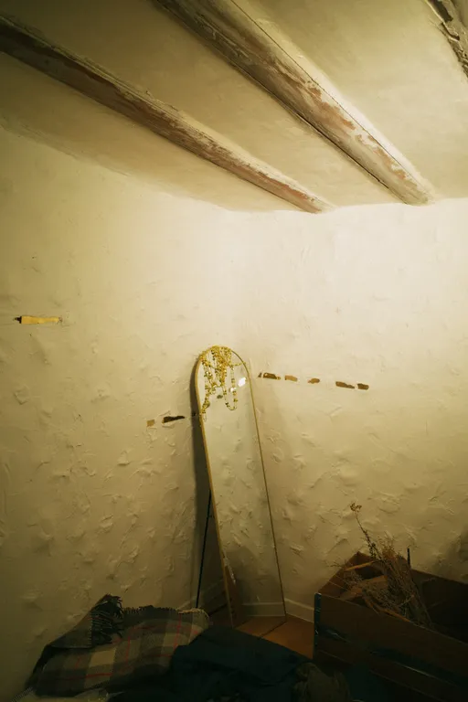 Арт-баня дюпло возле реки в окружении реликтового леса