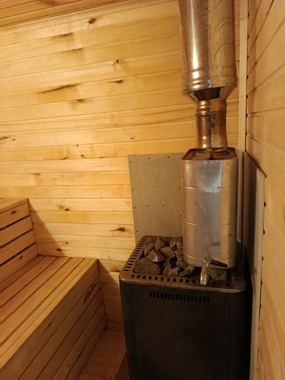 Загородный дом с 5 комнатами, зоной барбекю и баней