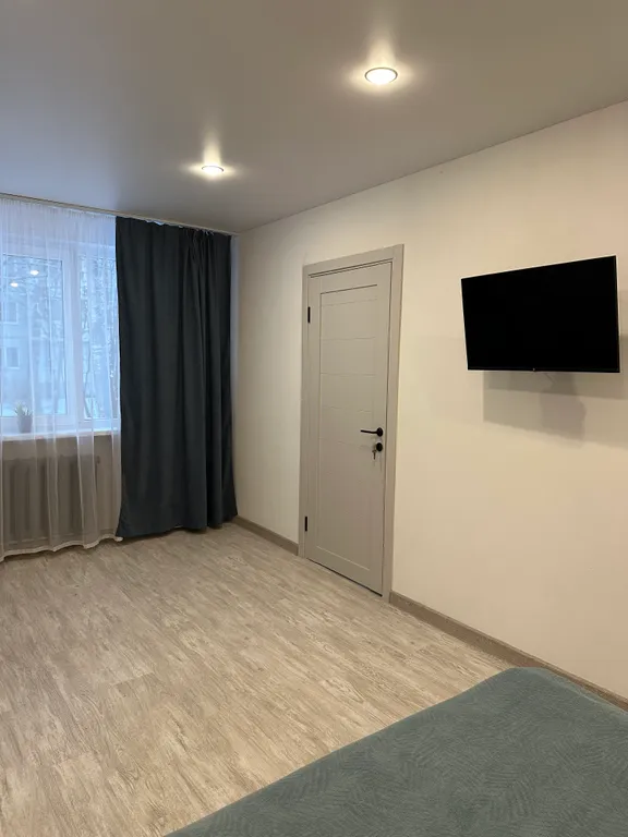 Двухкомнатная квартира в центре Завеличье