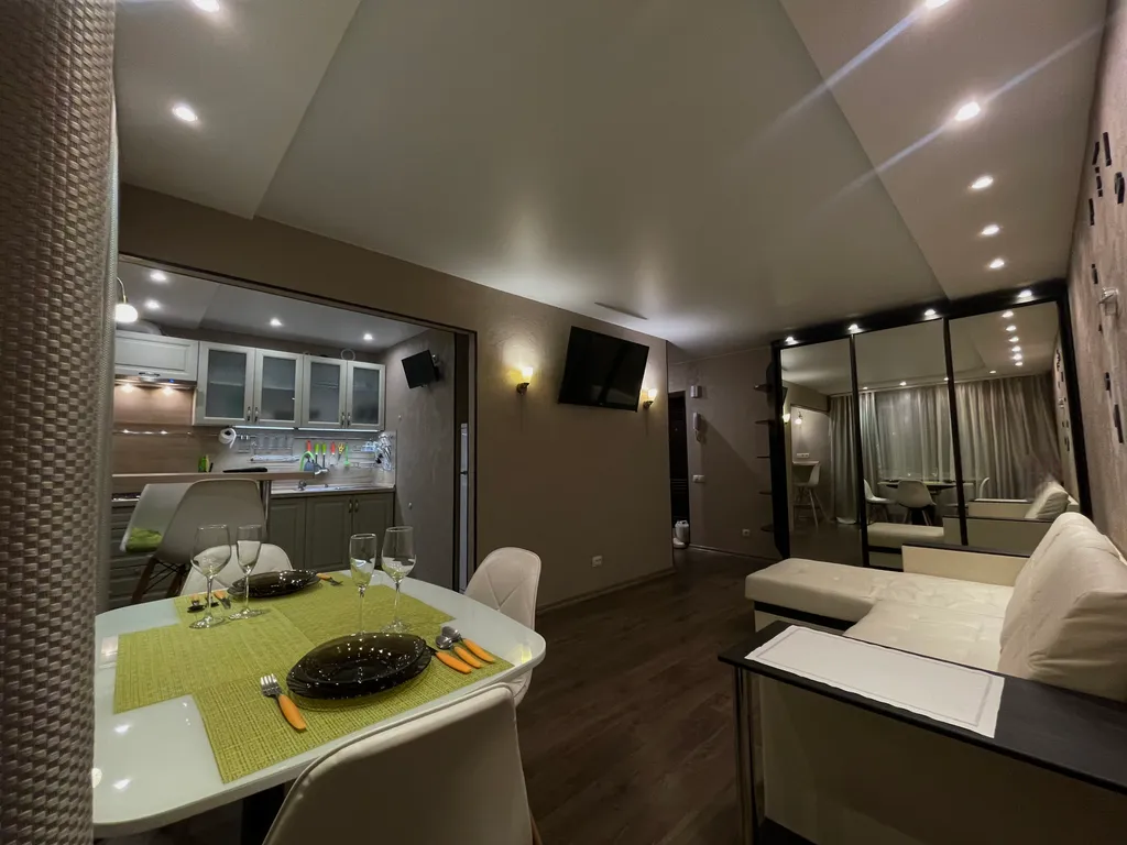 1‑комн. квартира в центре Мурманска на ул. Полярные Зори, 41к3 — аренда посуточно в Мурманск