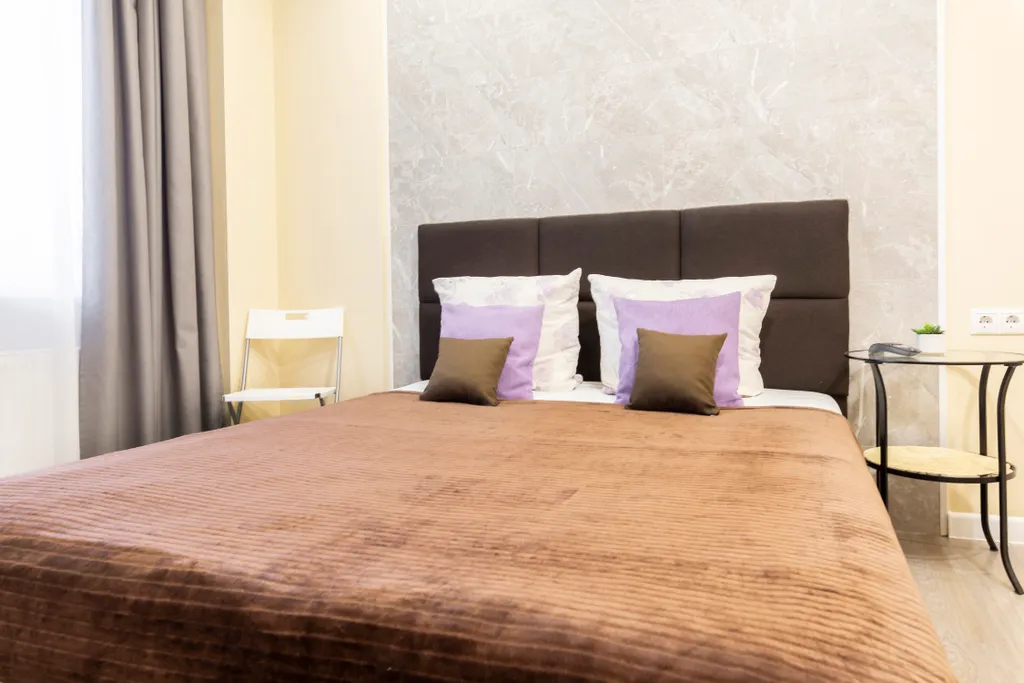 Квартира-студия с отличным видом в районе вокзала