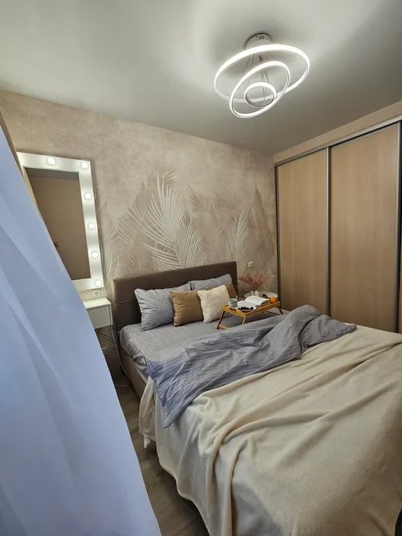 Комфортная двухкомнатная квартира