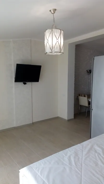 Квартира-студия над парком Форос лучшим большим обзорным балконом