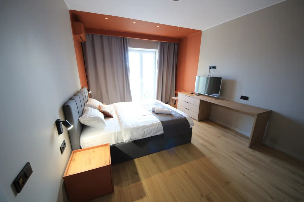 Квартира NiceAparts - стильная квартира в центре с видом на Казанский собор — Ярославль