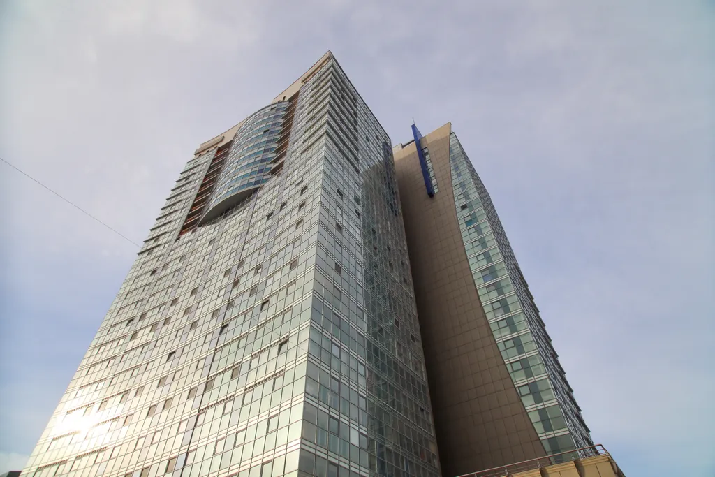 Евродвушка в центре, дом бизнес-класса, рядом с камой