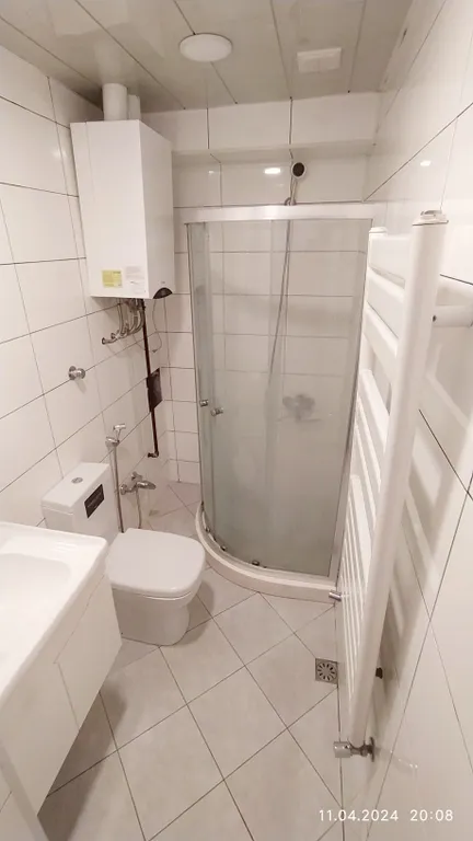 Хорошая недорогая студия в самом центре Баку