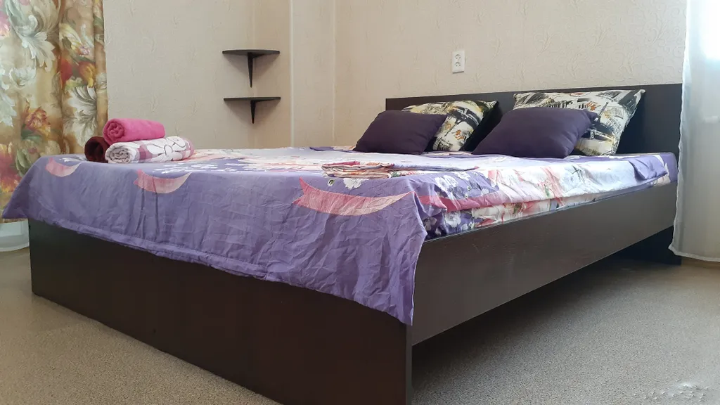 Рядом ТРЦ Огни и ТРЦ Весна