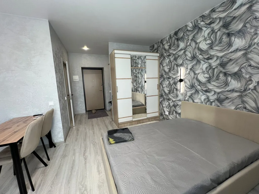 Студия в новом доме с новым ремонтом