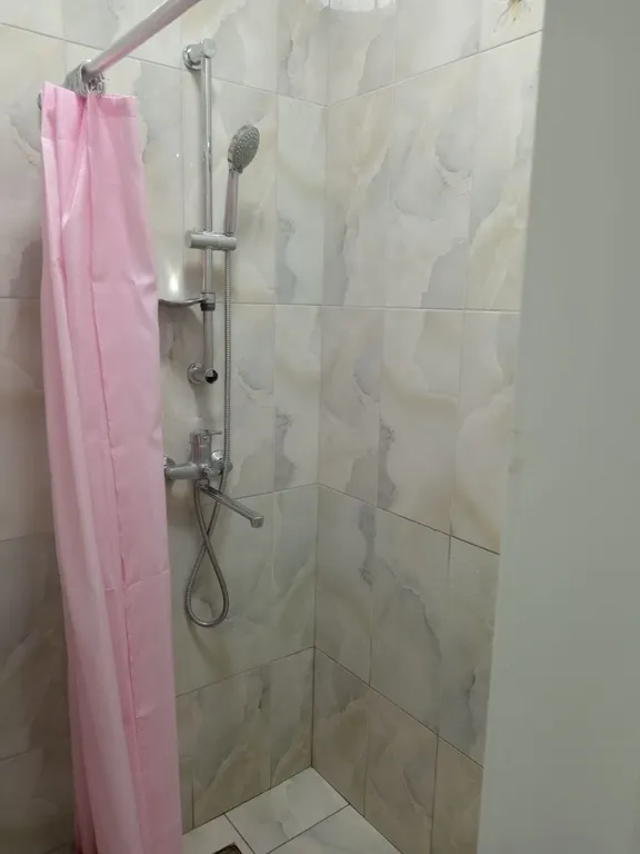 Шикарная огромная квартира с видом на море