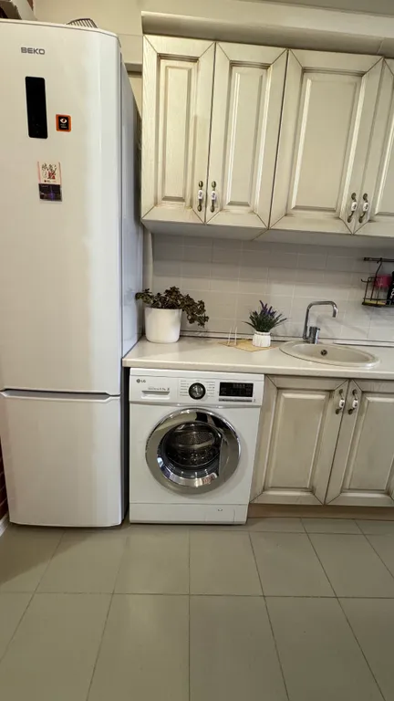 Уютная, новая студия