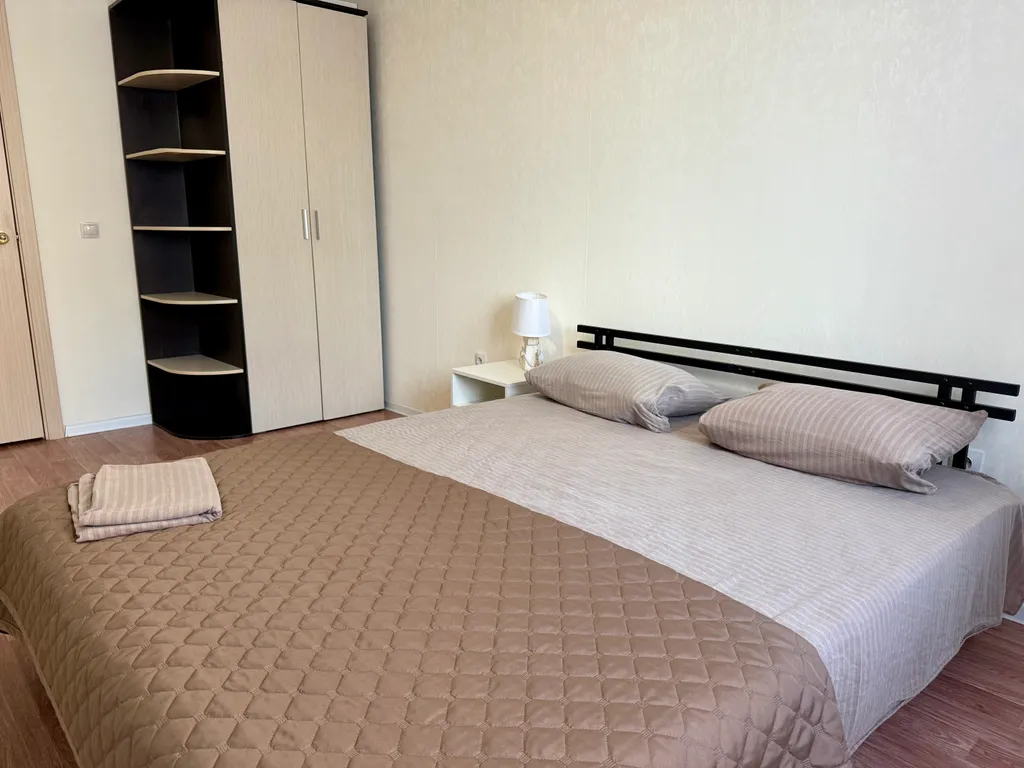 Большая уютная квартира между планетой и центром