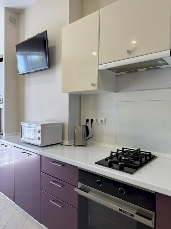 Квартира 1-к квартира у моря с видом на горы - центр — Геленджик