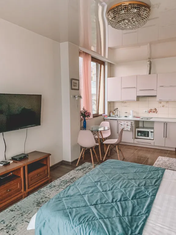 Уютная квартира в 200м от моря в большой Ялте с  видом на море и горы