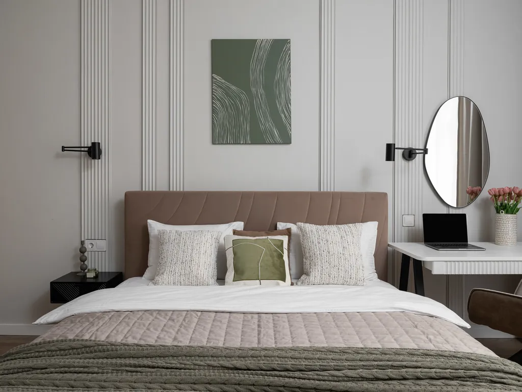 Просторная квартира у Патриарших с проектором