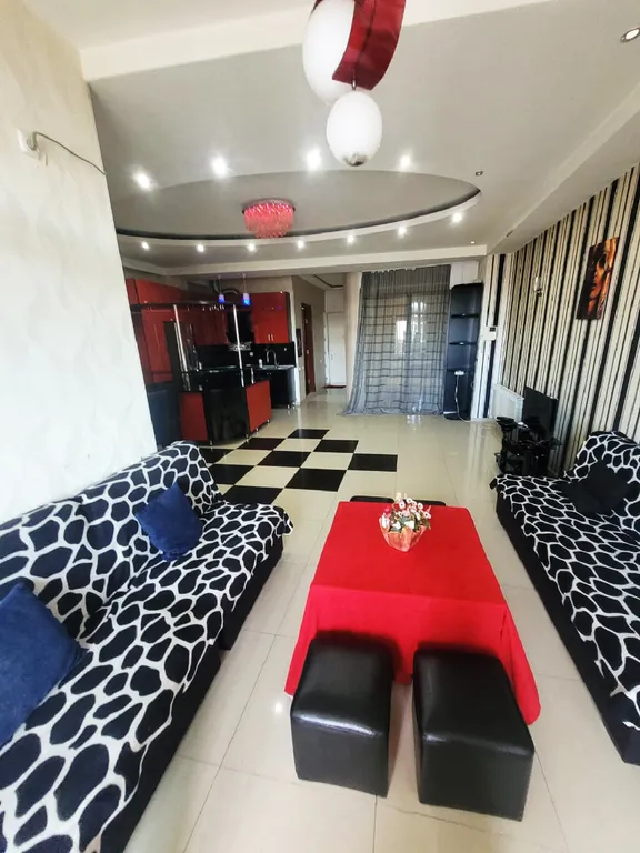 Квартира с новым ремонтом