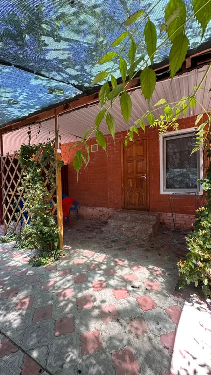 Большая благоустроенная комната с террасой