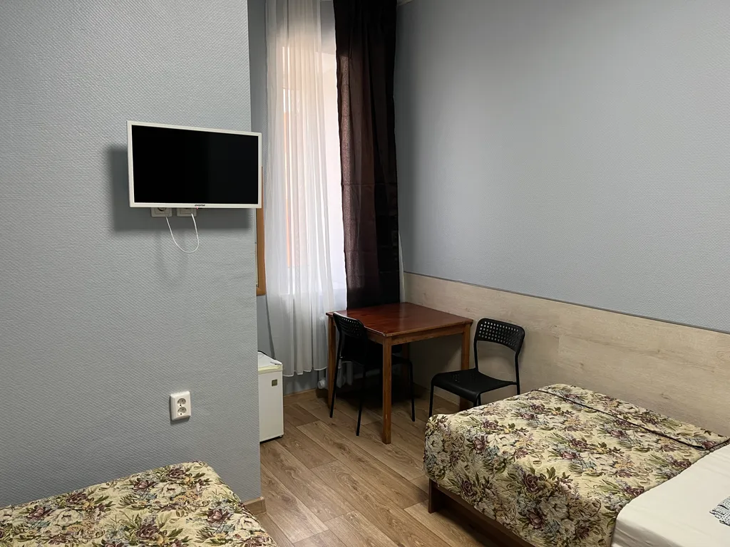 Двухместный номер с общей ванной комнатой