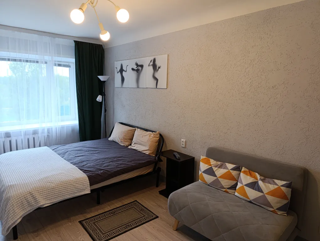 Уютная однокомнатная квартира возле ТРЦ Ярмарка — аренда посуточно в Ухта