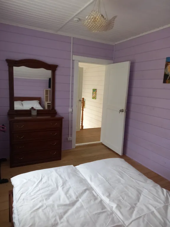 Дом с бассейном и баней