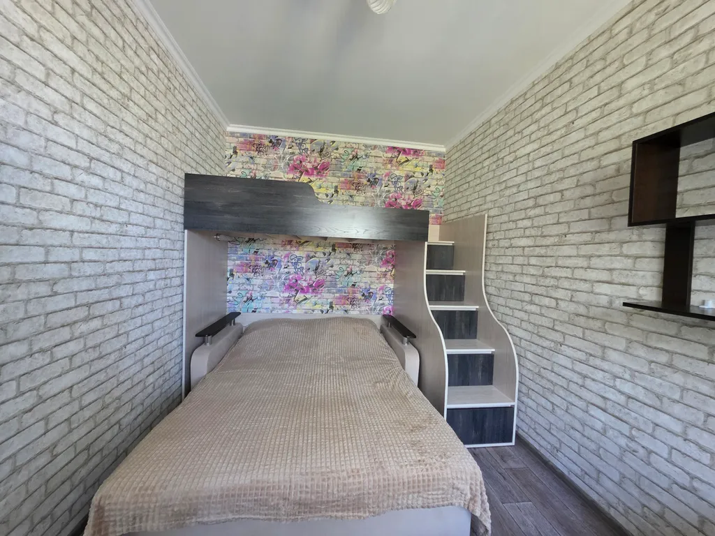 Современная двушка в центре