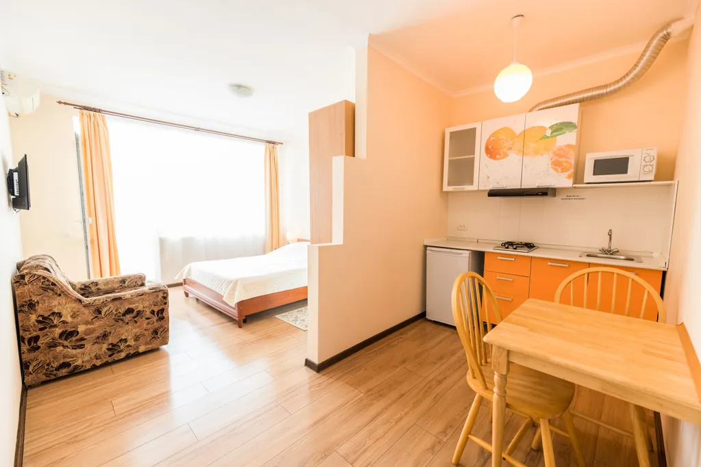 Апартаменты 8,10 с кухней и балконом с видом на горы