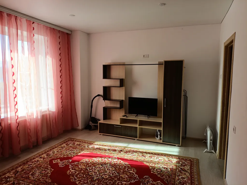 Уютная квартира рядом с ГЛЦ Металлург Магнитогорск и озеро Банное