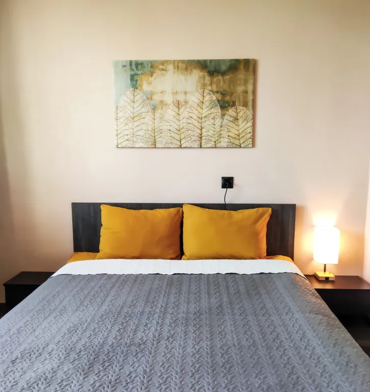 Квартира с просторной кухней-гостиной и видом на лес