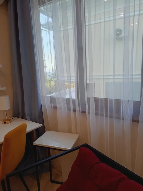 Уютная видовая 2-комнатная квартира у парка и моря