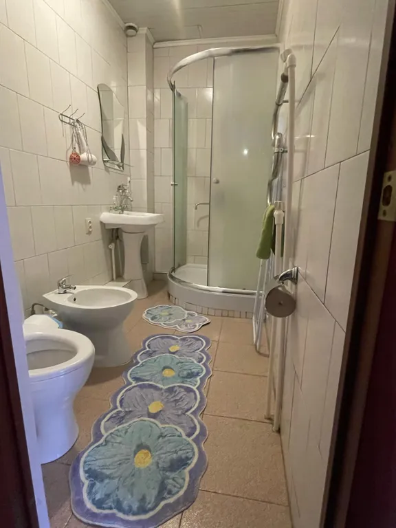 Уютный домик в центре живописного Домбая