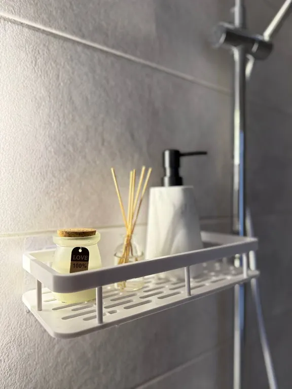 Студия с панорамными окнами и атмосферным видом