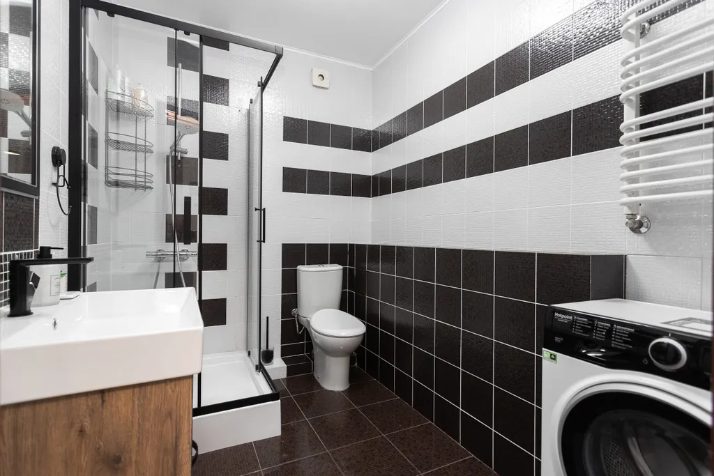 Квартира 3-комнатные апартаменты в центре — Зеленоградск