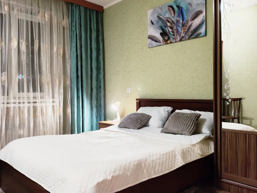 Добротная комфортная квартира — аренда посуточно в Коломна