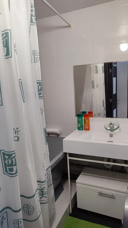 Просторные апартаменты: кухня-студия 30кв и 2 спальни