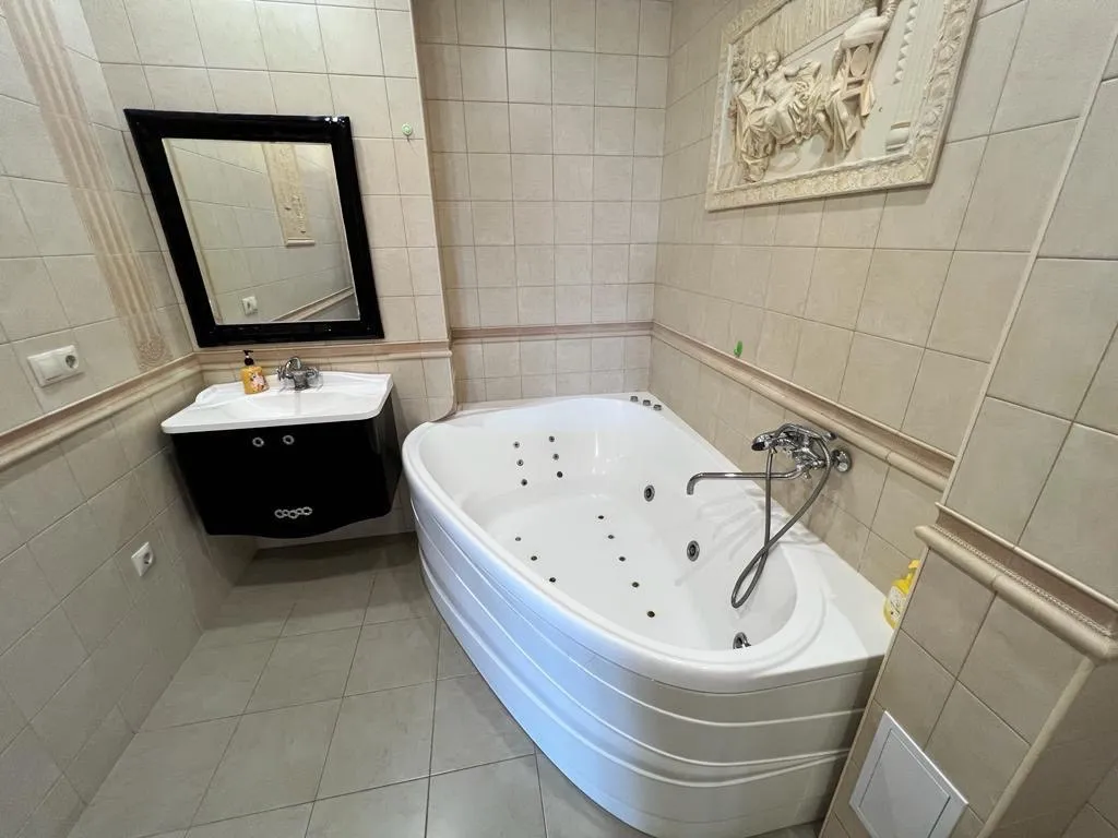 Квартира в центре возле танка