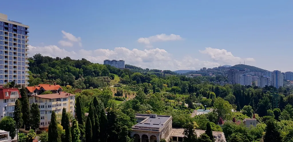 Квартира в 500м у моря с видом на дендрарий