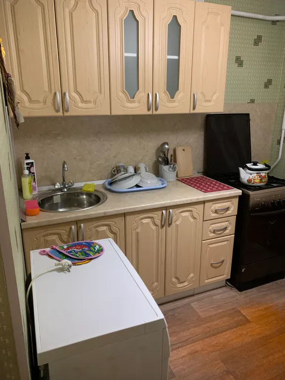 Квартира эконом класс, в 200 метрах дворец спорта, недалёко вокзал