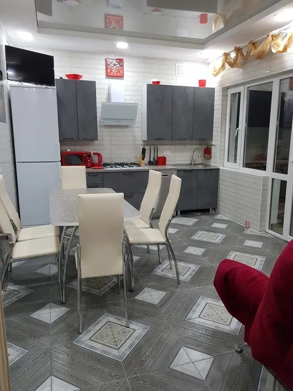 Трёхкомнатный дом у моря под ключ в пригороде