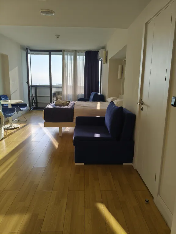 Студия первая линия от моря