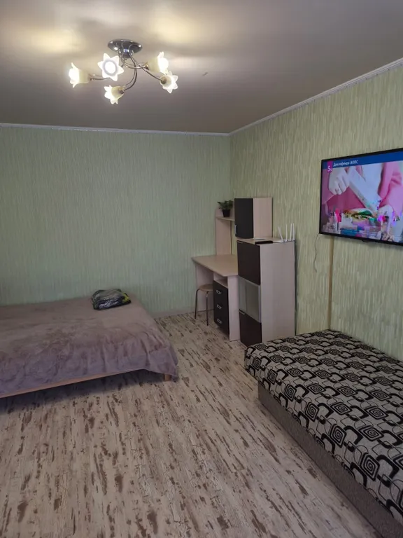 Светлая, уютная квартира возле Детской Окружной Больницы