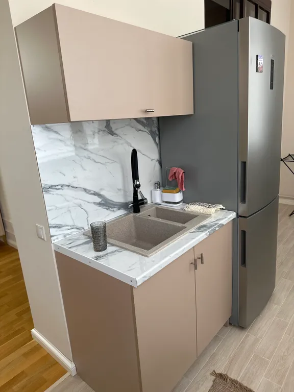 Уютная евродвушка с новым ремонтом на первой береговой линии