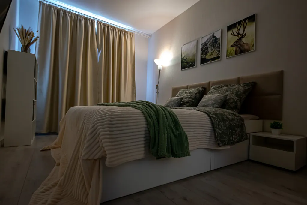 Cosmos Apart | Евротрешка в центре | Отчетные документы | ТРК "Семья"