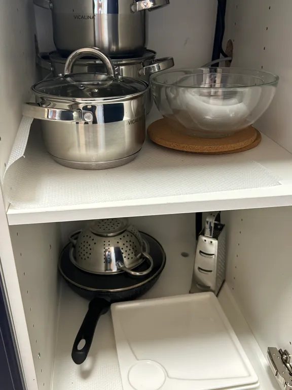 Уютный дом у озера