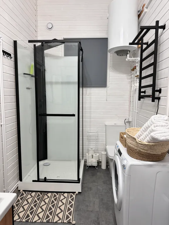 Уютный дом с сауной, в стиле барнхаус, недалеко от реки