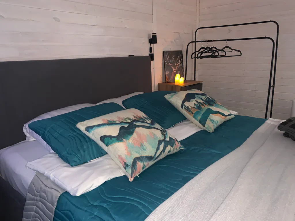 Семейная дача с сауной и камином