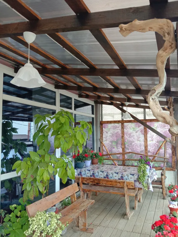 Этаж с видом на море, лес и горы