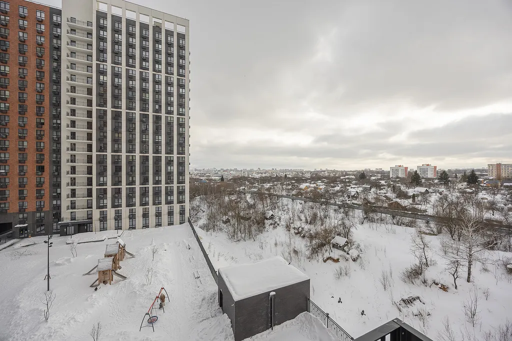 Новая квартира в центре города у метро Горьковская