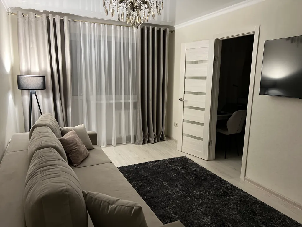 Квартира напротив Краевой больницы